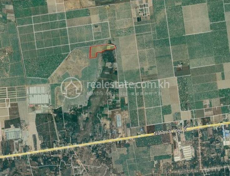 Działka Na sprzedaż o powierzchni działki 492,570 m² za $492,570