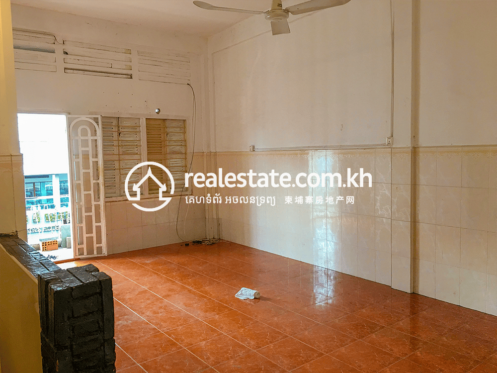 1 Bedrooms Apartment For Rent for $300