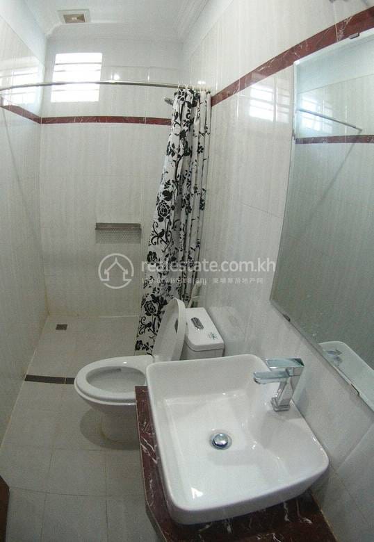 ផ្ទះល្វែង តម្លៃ $350
