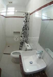 ផ្ទះល្វែង តម្លៃ $350