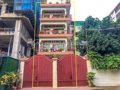 commercial Shophouse for sale in Phsar Daeum Thkov ID 165731