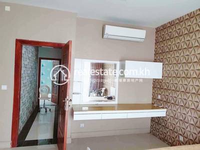 Villa For Rent in Phnom Penh Thmey, Sen Sok, Phnom Penh