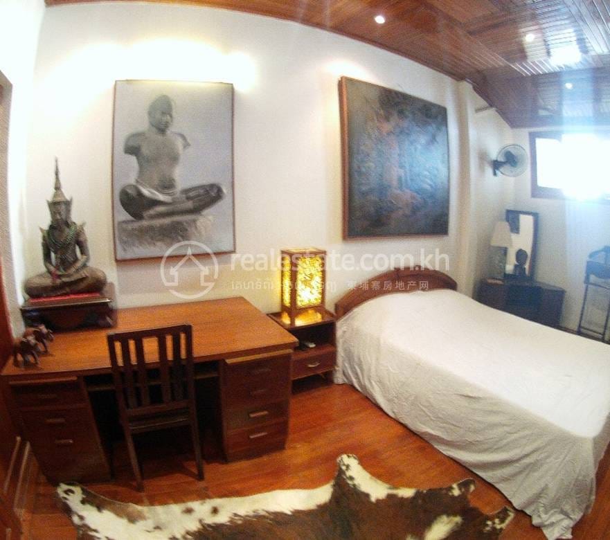 Apartment For Rent in Royal Palace, Phnom Penh