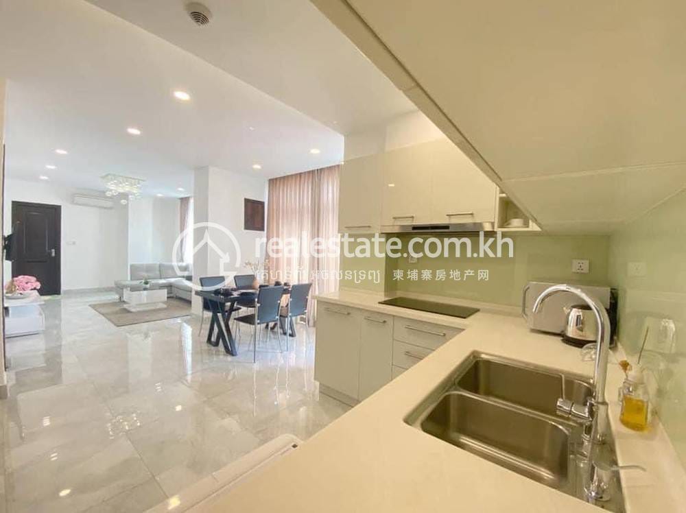 เซอร์วิสอพาร์ทเม้นท์ สำหรับเช่า ใน Daun Penh $1,500