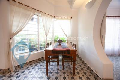 Royal Palace Apartment For Rent in Royal Palace