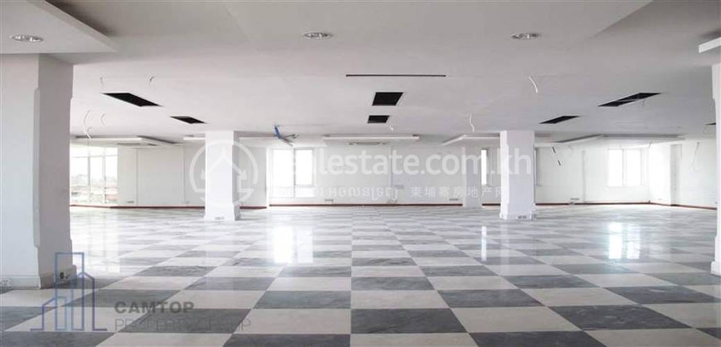 Boeng Keng Kang House and lot K pronájmu in Tumnob Tuek Boeng Keng Kang Na dotaz