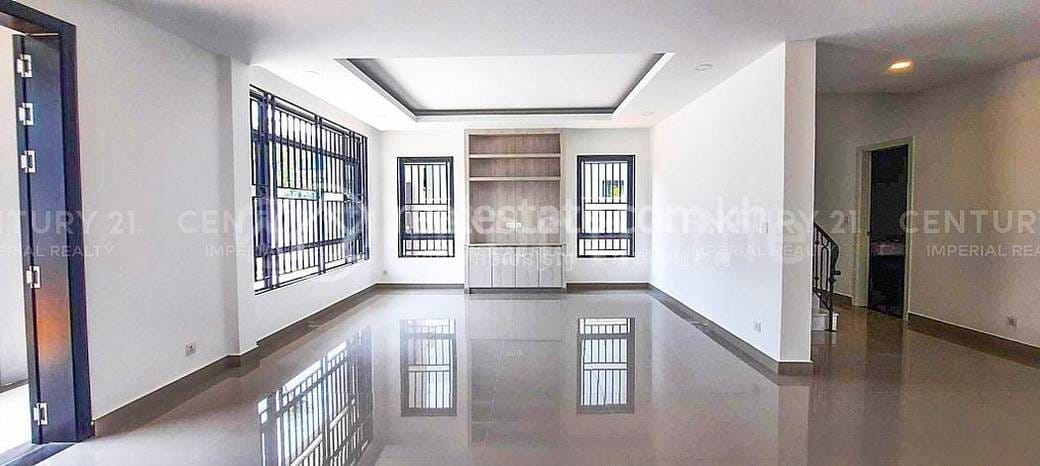 Villa For Sale in Russey Keo $559,000