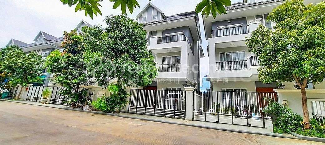 Sen Sok双子别墅出售，价格$395,000