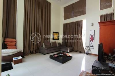 House and lot សំរាប់ជួល នៅTonle Bassac តម្លៃ $4,000