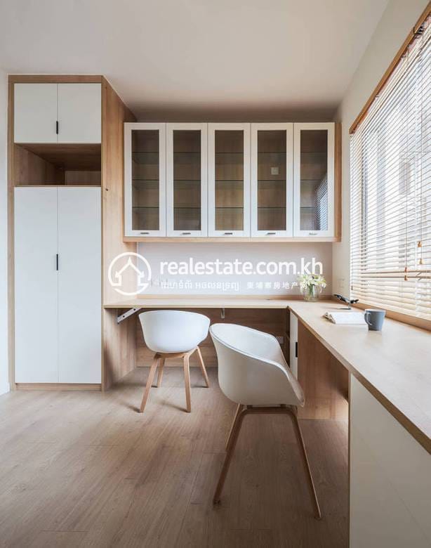 Apartmán se službami K pronájmu with 1 Parking Space