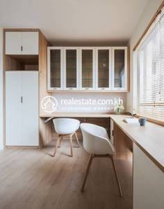 Apartmán se službami K pronájmu with 1 Parking Space