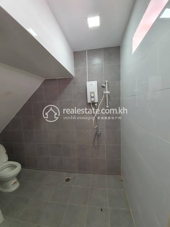 Tonle Bassac Apartment For Rent in Tonle Bassac