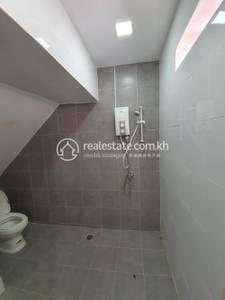 Tonle Bassac Apartment For Rent in Tonle Bassac