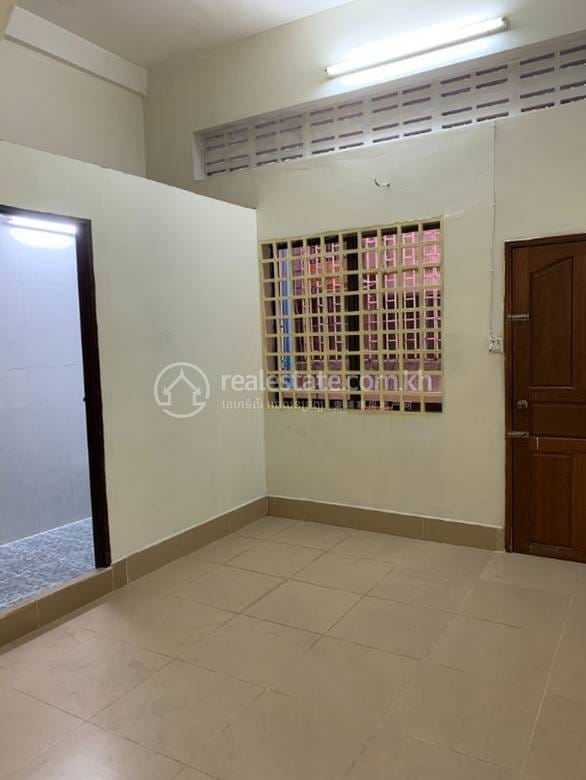Flat House K pronájmu in 271 271, Tuek Thla, Sen Sok, Phnom Penh