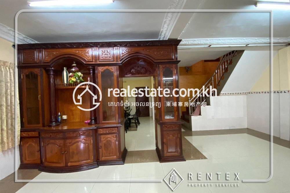 BKK 2 House and lot សំរាប់ជួល នៅ BKK 2
