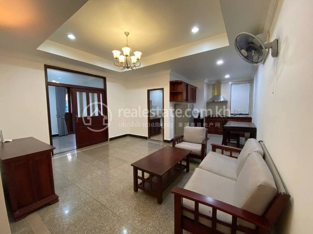 Apartment For Rent with 1 Parking Space