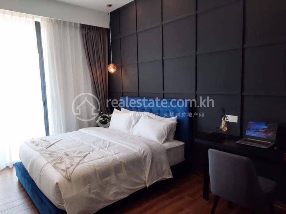 Apartment For Rent with 1 Parking Space