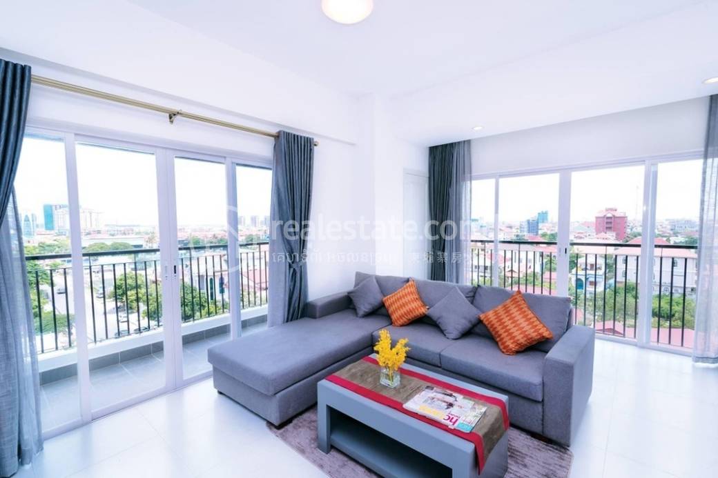 Apartment For Rent with 1 Parking Space