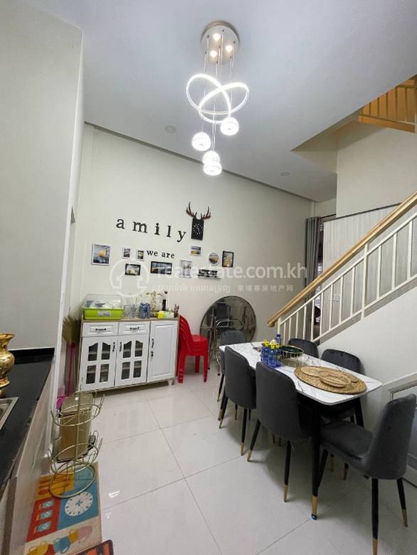 Chbar Ampov House and lot K pronájmu in Nirouth Chbar Ampov Na dotaz