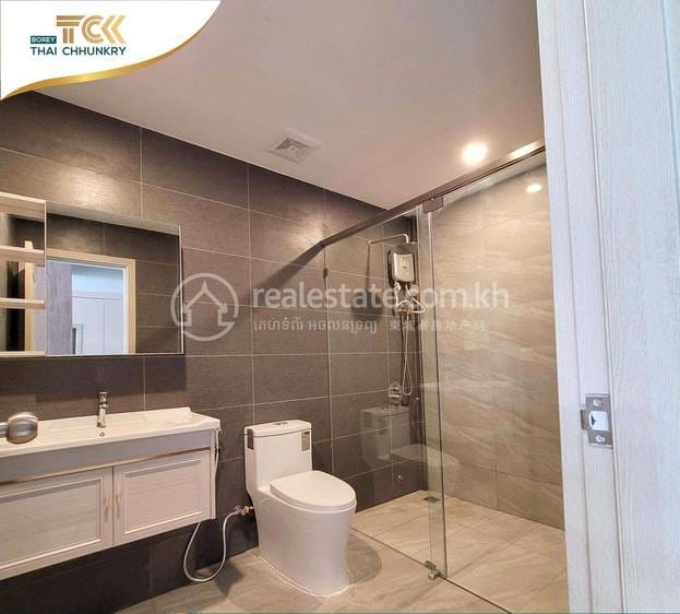 Borey Thai Chhun Kry: The Golden Park | 4 Bedrooms Dvojvila Na prodej