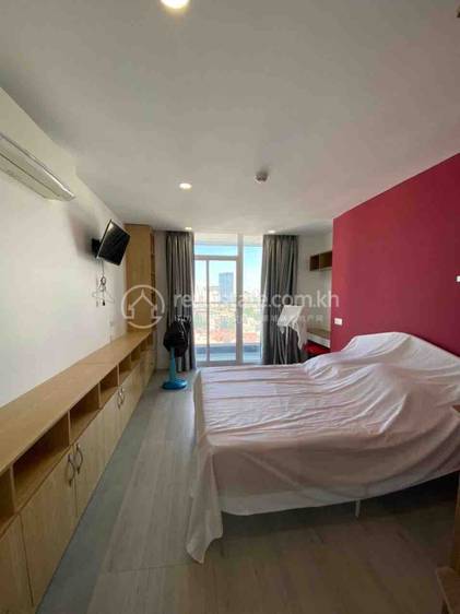 residential Condo for rent in Tonle Bassac ID 194397 1