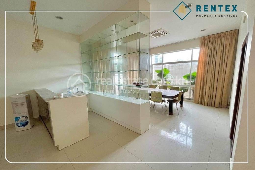 144 sqm Living Size Apartmán K pronájmu in Chamkarmon