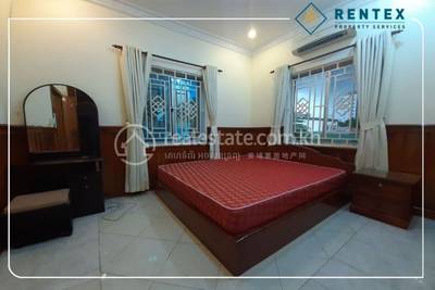 154 sqm Living Size House and lot K pronájmu in Chamkarmon