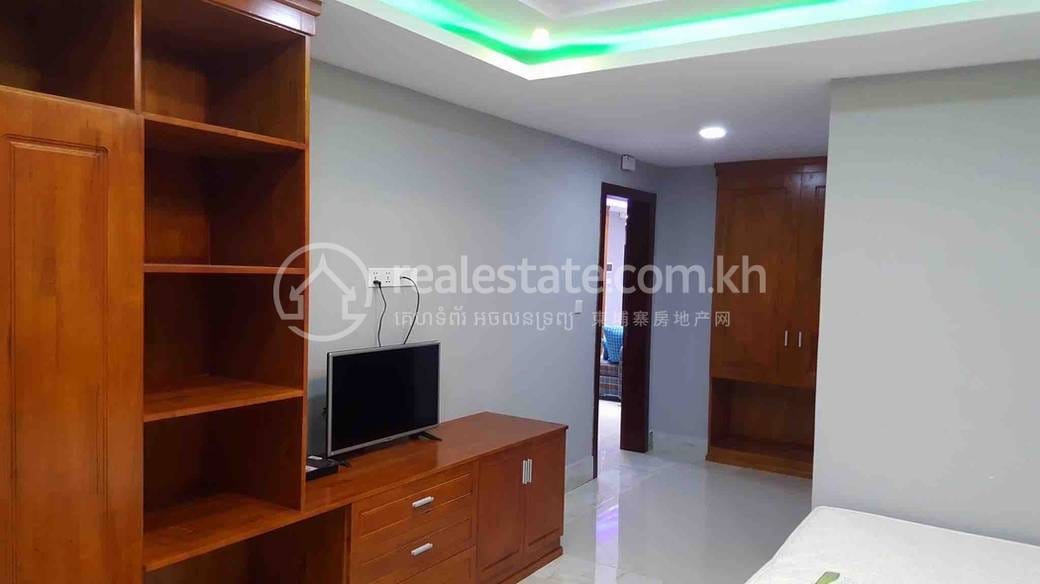 Apartmán se službami K pronájmu in Boeng Keng Kang $650