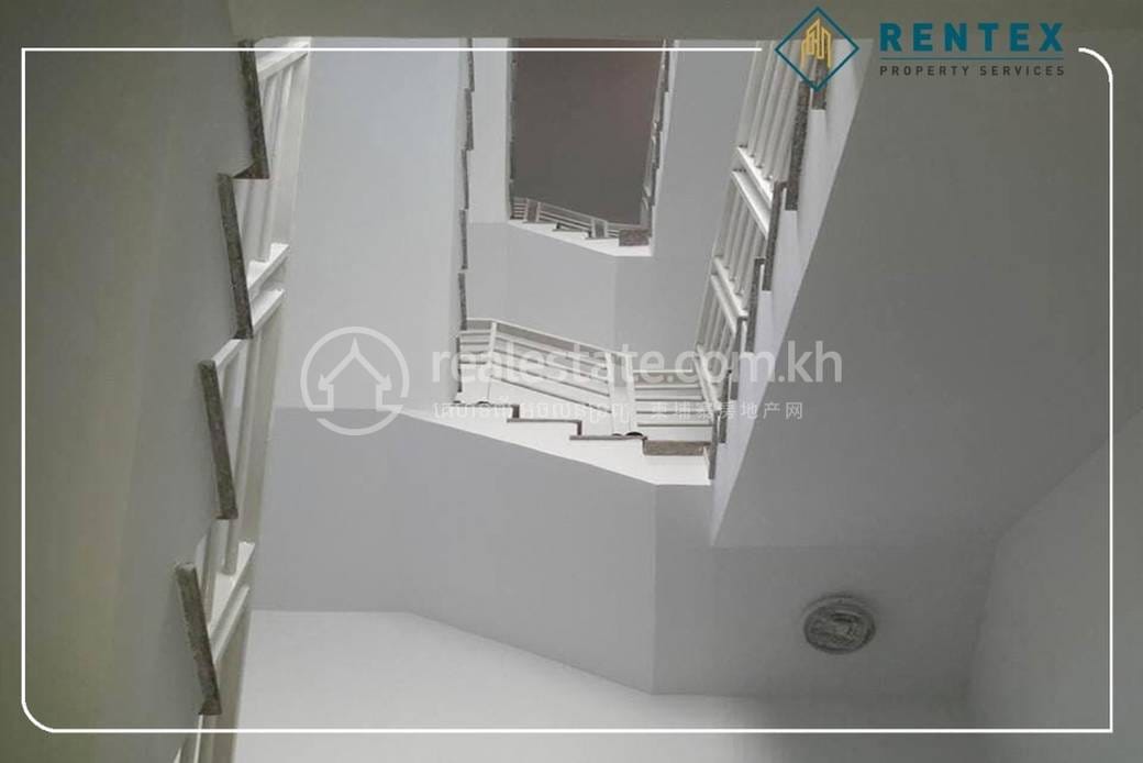 10 Bedrooms House and lot Для Аренды for $2,500