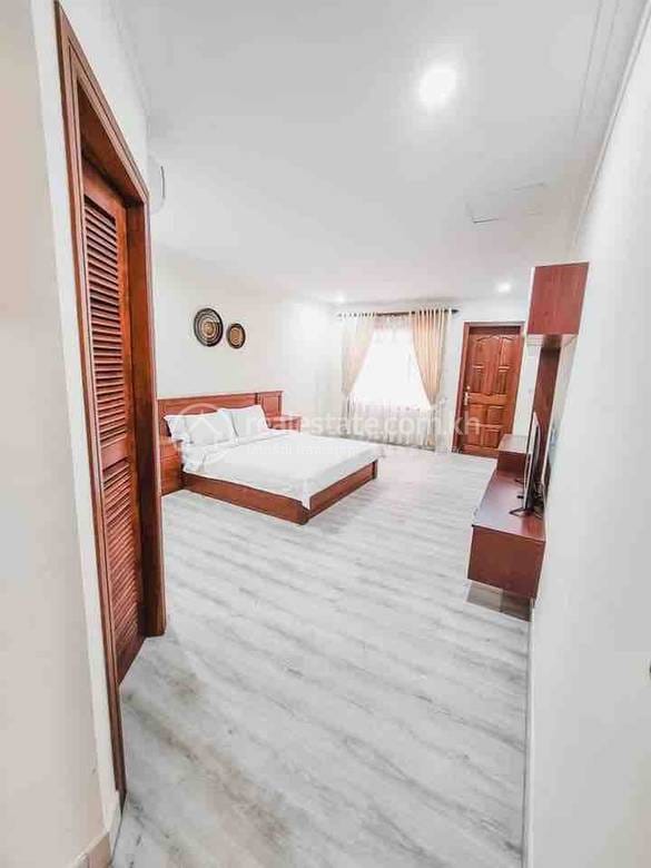 Apartmán se službami K pronájmu in Boeng Keng Kang $2,300