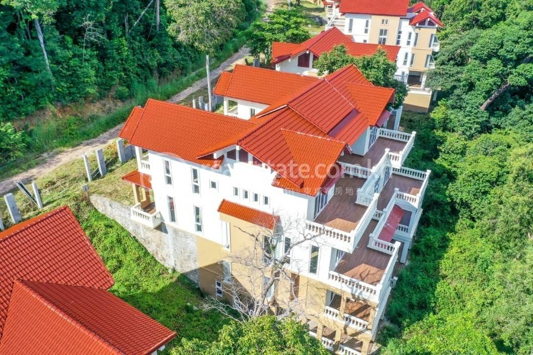 Sangkat Bei Villa For Sale in Sangkat Bei