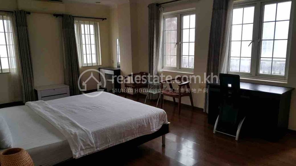 Apartament z obsługą Na wynajem o powierzchni mieszkalnej 80 m² w Daun Penh