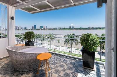 TAO Riverside Residence