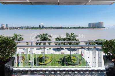 TAO Riverside Residence