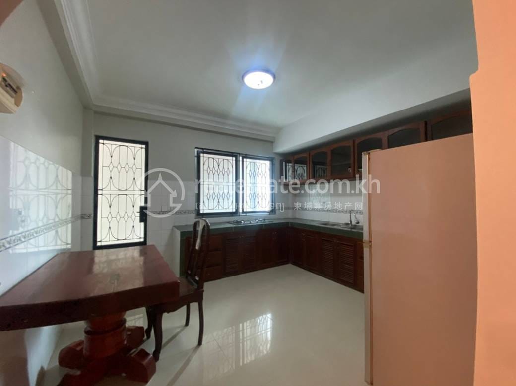 Apartment For Rent in BKK 1, Boeng Keng Kang, Phnom Penh