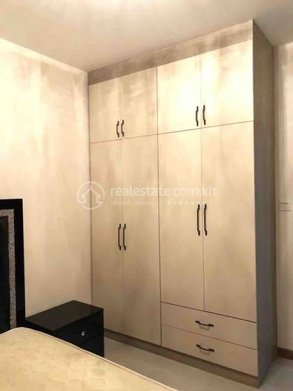Chamkarmon公寓出租，位于Tonle BassacChamkarmon，价格$1,600