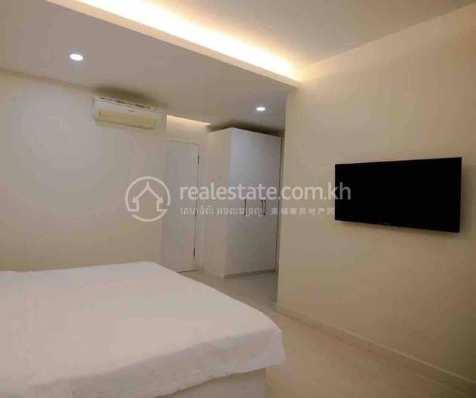 Boeng Keng Kang Serviced Apartment For Rent in BKK 1 Boeng Keng Kang $1,800