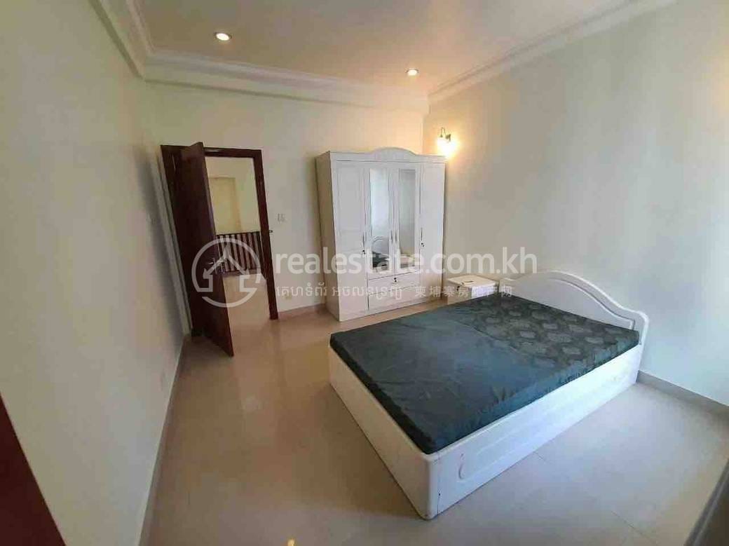 Tonle Bassac Villa For Rent in Tonle Bassac