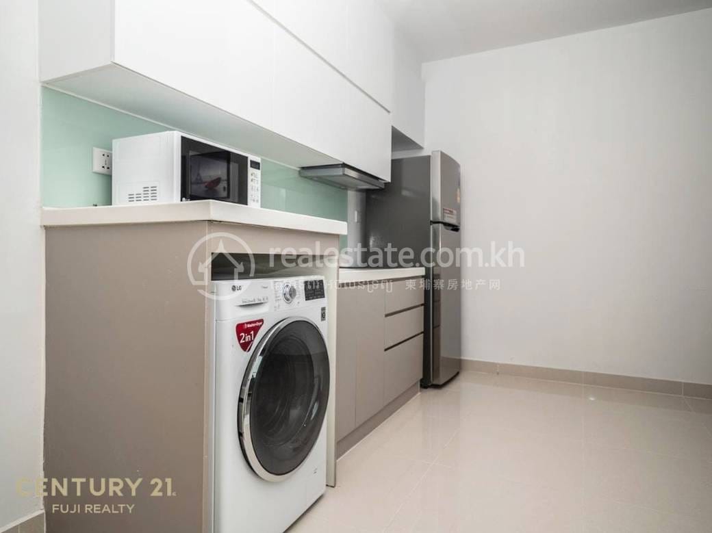 Condo For Rent in Tonle Bassac, Chamkarmon, Phnom Penh