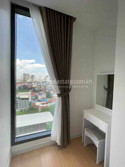 Chamkarmon Condo For Rent in Chamkarmon