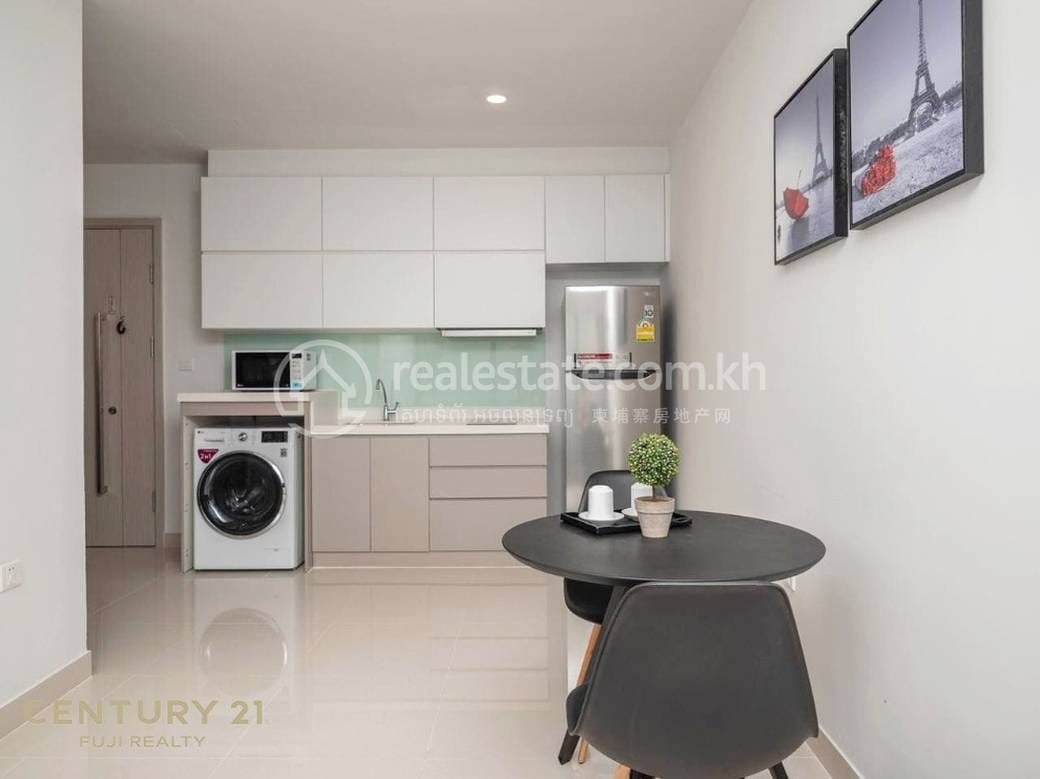 Tonle Bassac Condo For Rent in Tonle Bassac
