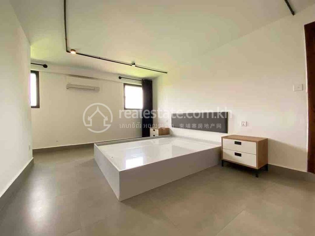 Apartment For Rent with 1 Parking Space