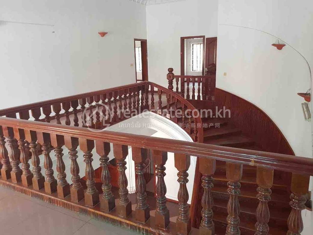 Boeng Keng Kangの店舗付住宅賃貸物件 $8,000