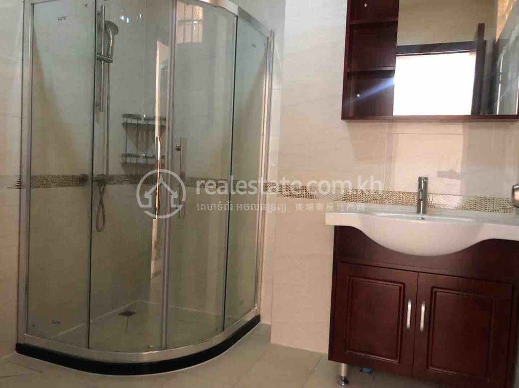 เซอร์วิสอพาร์ทเม้นท์ สำหรับเช่า ใน Chroy Changvar $450