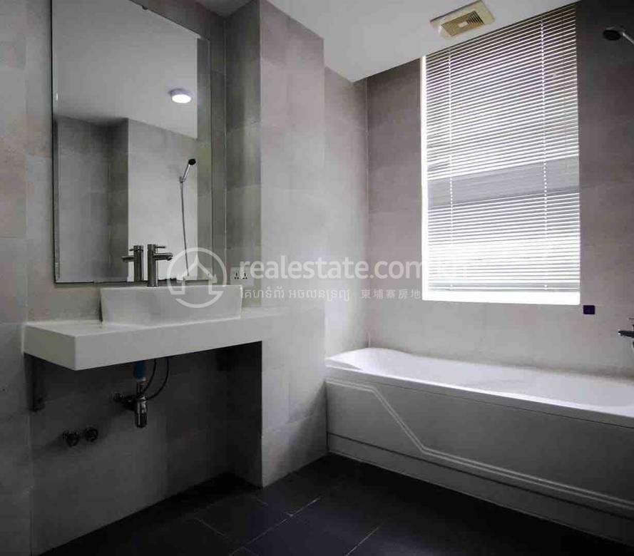 BKK 1 Serviced Apartment For Rent in BKK 1