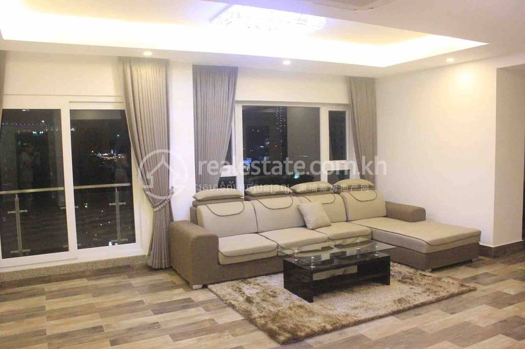 7 Makara Apartmán se službami K pronájmu in 7 Makara