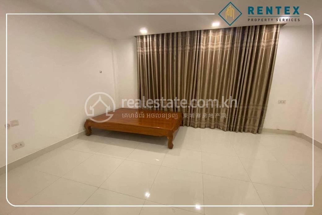 Vila K pronájmu in Sen Sok $990