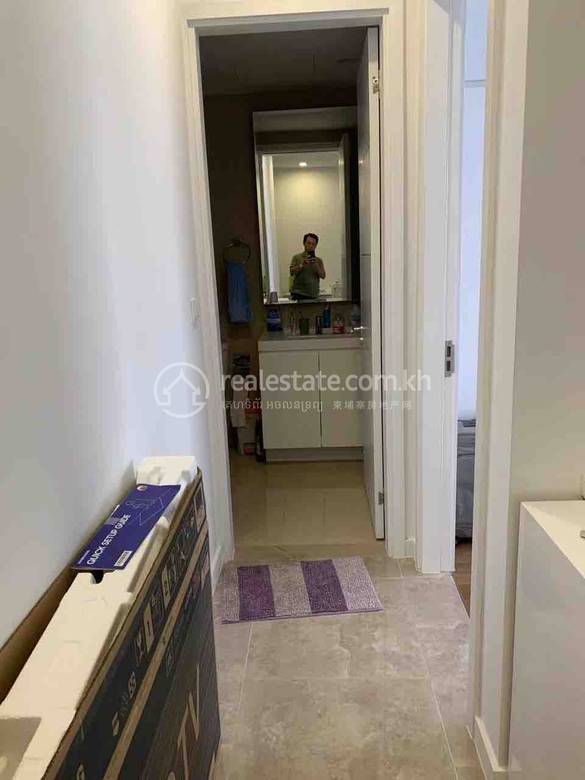 $800 Condo