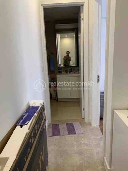 $800 Condo