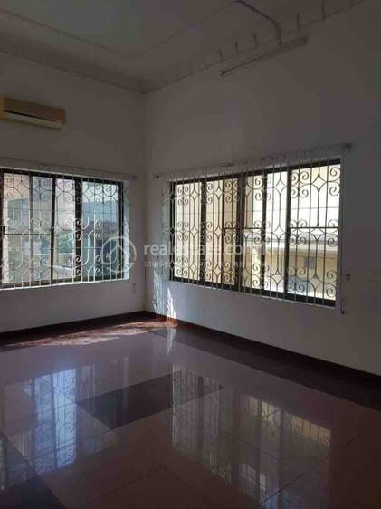 $8,000 Shophouse